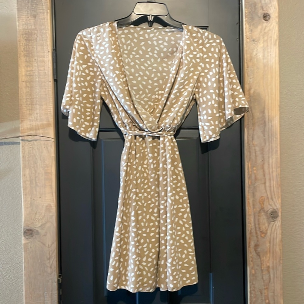 Cute flowy dress